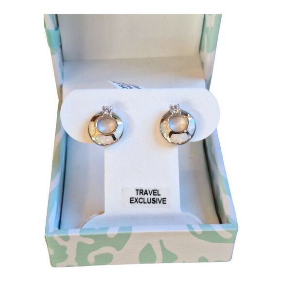 Tesori Mondo White Fire Opal Sterling Silver CZ Earrings NEW in Gift Box GIFT - Picture 2 of 6